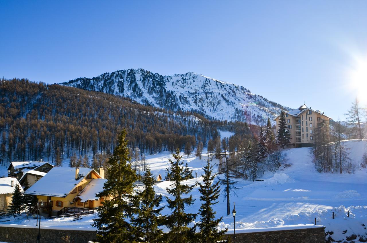 Hotel Miramonti 클라비에 외부 사진